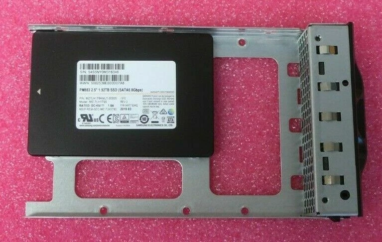 Hitachi HDS 1.92TB SATA 6Gb/s 2.5" TLC Enterprise SSD In 3.5" Caddy 1HY7Z9Z001X - Image 2 of 4