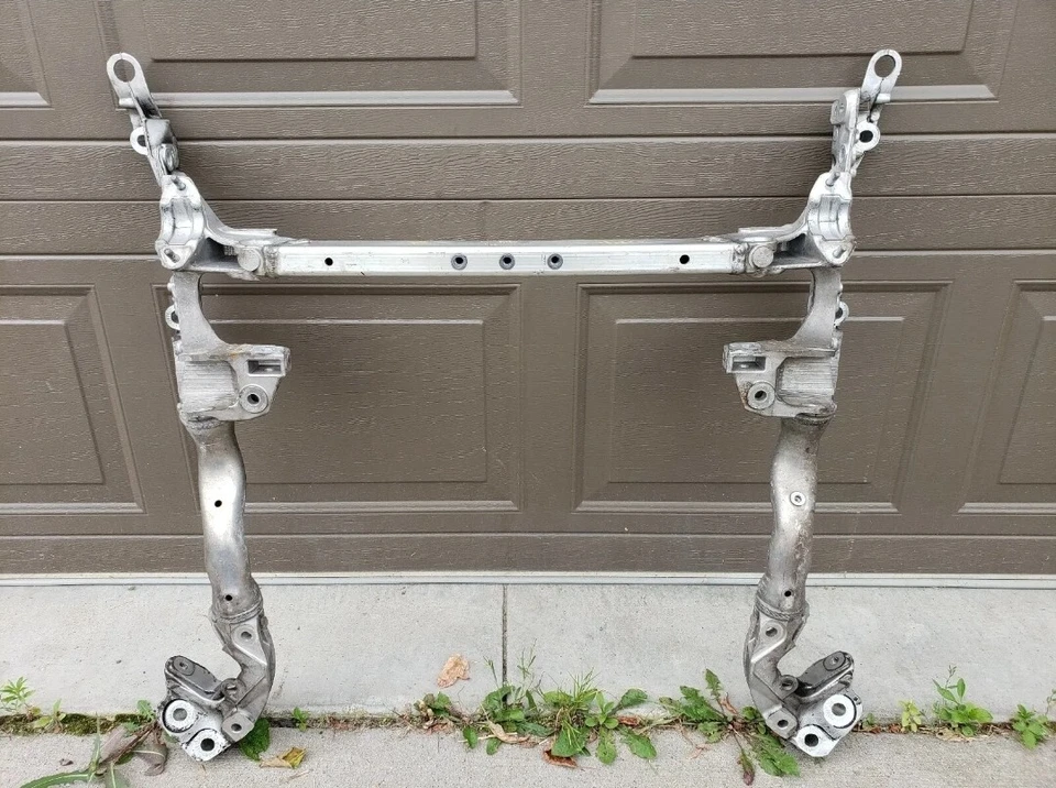 2009-2012 AUDI S4 B8 FRONT SUBFRAME SUB FRAME K-FRAME ENGINE CRADLE CROSSMEMB - Image 4 of 4