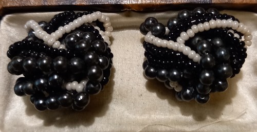 PENDIENTES CLIP PERLA SINTÉTICA RACIMO VINTAGE AÑOS 80 90 PRECIOSOS - Imagen 5 de 6