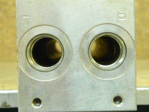 DAMAN 0614 AD05P055S Bottom 5 Station Parallel Manifold Aluminum SAE Ports - Picture 11 of 12