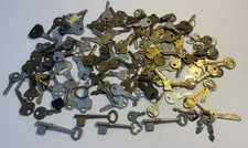 Vintage Lot of Verious Keys Skeleton, Car, Cabinet, Jewelry Box, Etc. 