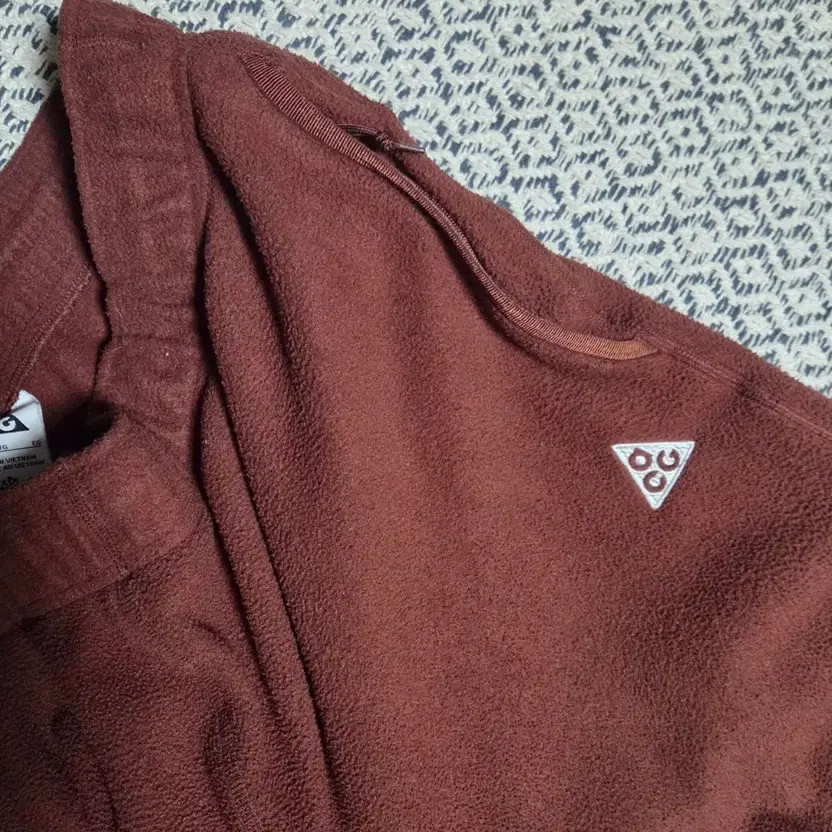 Nike ACG Polartec Wolf Tree Fleece Pants - Brown XL thumbnail 3