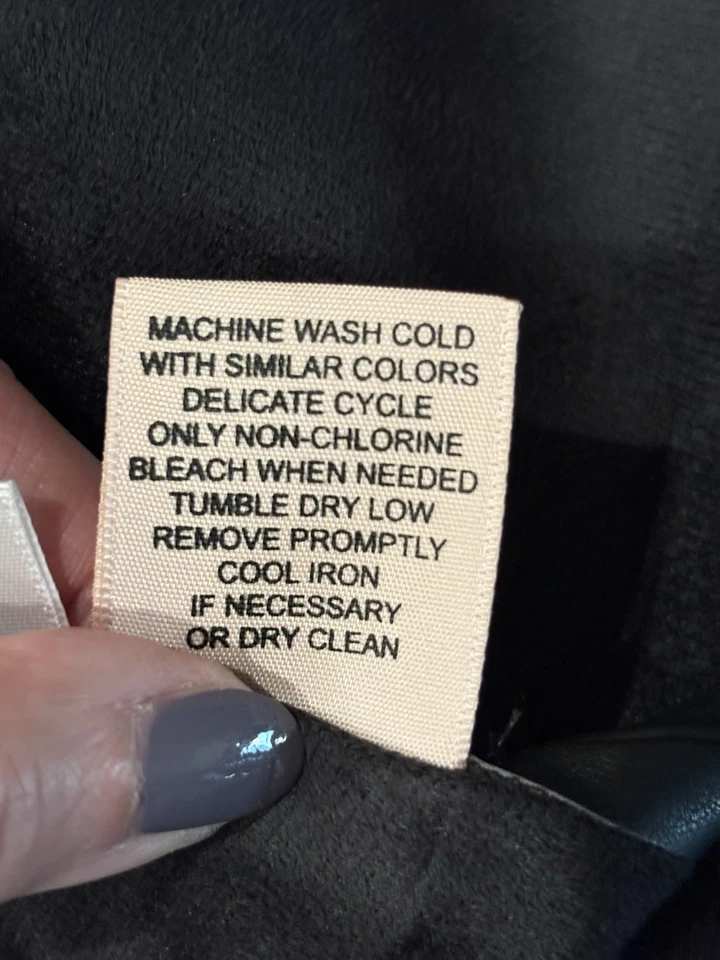 Saia de couro sintético preta Philosophy A Line com bolsos tamanho pequeno - Imagem 4 de 4