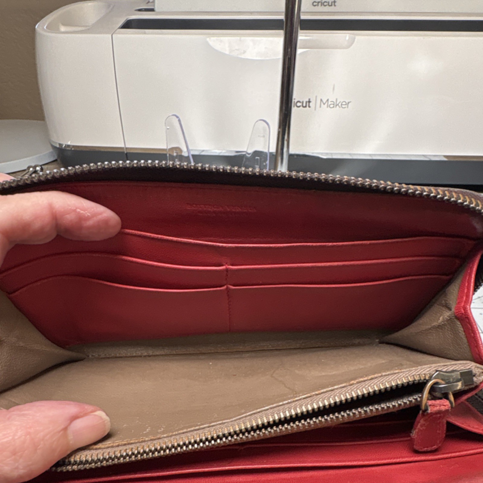 Bottega Veneta Brown Red Woven Women's Zip-Around Credit Card Folding Wallet thumbnail 4