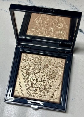 Givenchy Teint Couture Shimmer Powder Face Highlighter 02 - SHIMMERY gold NWOB