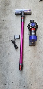 Dyson sv10 cordless stick vacuum 21.6v-16.2amp | eBay