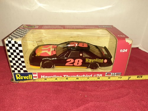 Revell 1:24 Davey Allison Havoline #28 Ford Thunderbird Die Cast Car NIB - Picture 8 of 8
