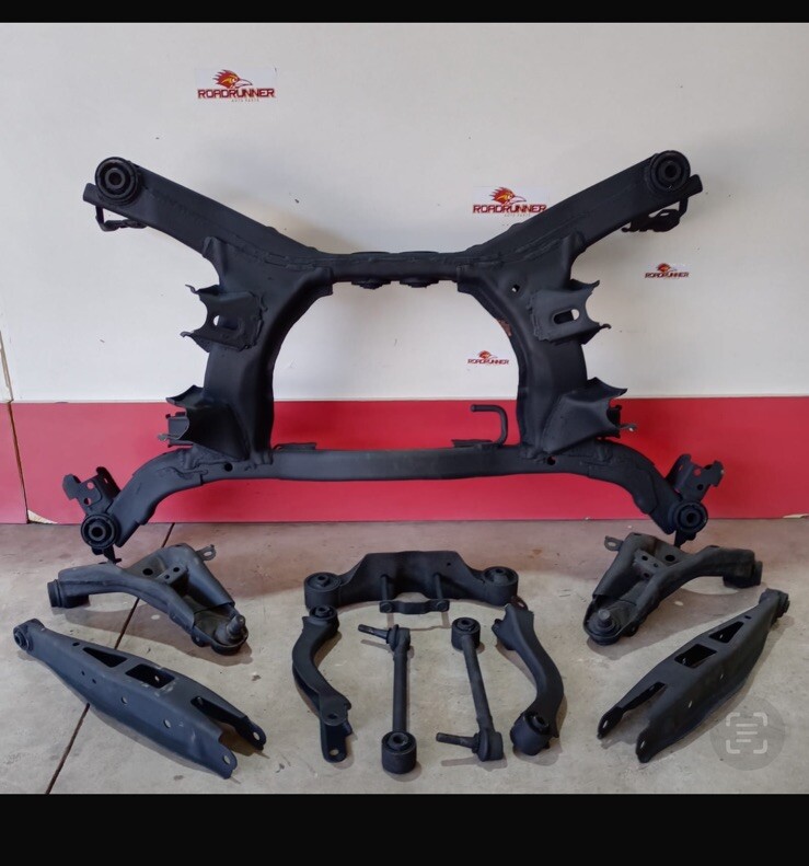 00-04 Subaru OUTBACK Rear Crossmember Frame Sub K-Frame