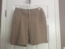 Old College Inn Capri Stretch Khaki Short Bermuda Business Casual beige career 7
