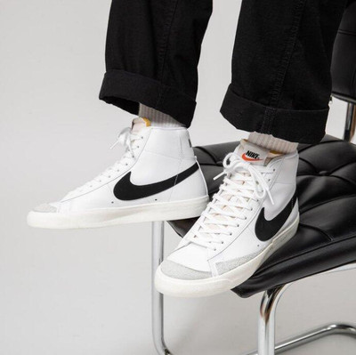 nike blazer mid retro white black