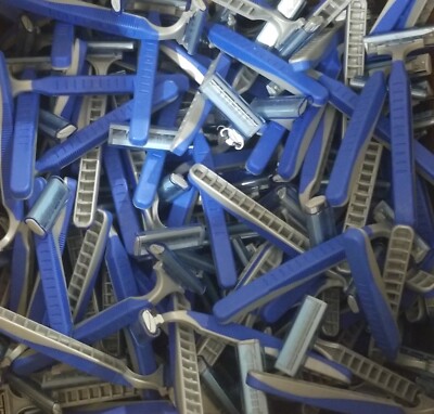 CVS Twin Blade Razors - Smooth Shave - Disposable - 30 Count - For Men and Woman