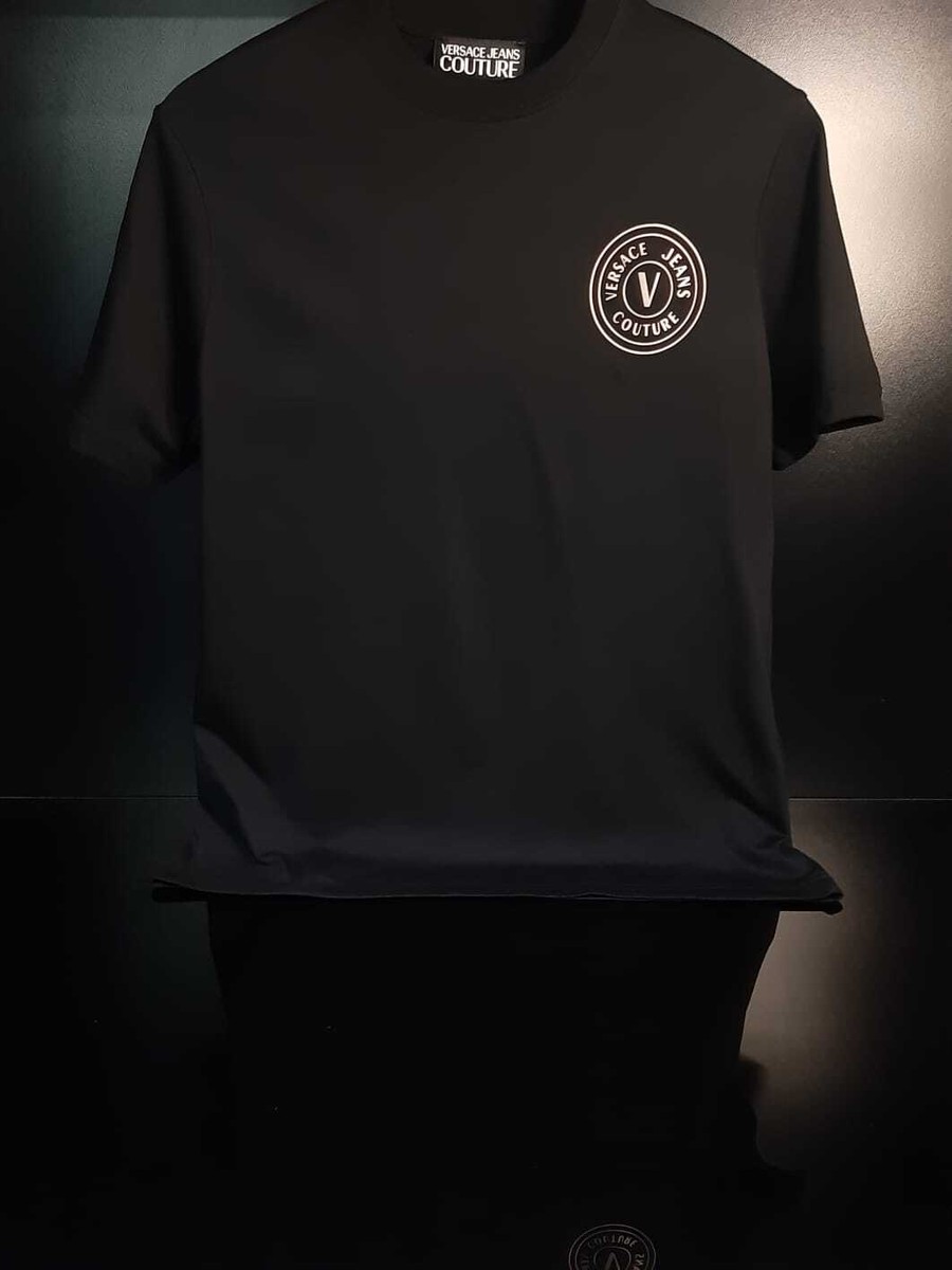 VERSACE JEANS COUTURE V EMBLEM PRINT T SHIRT. | eBay