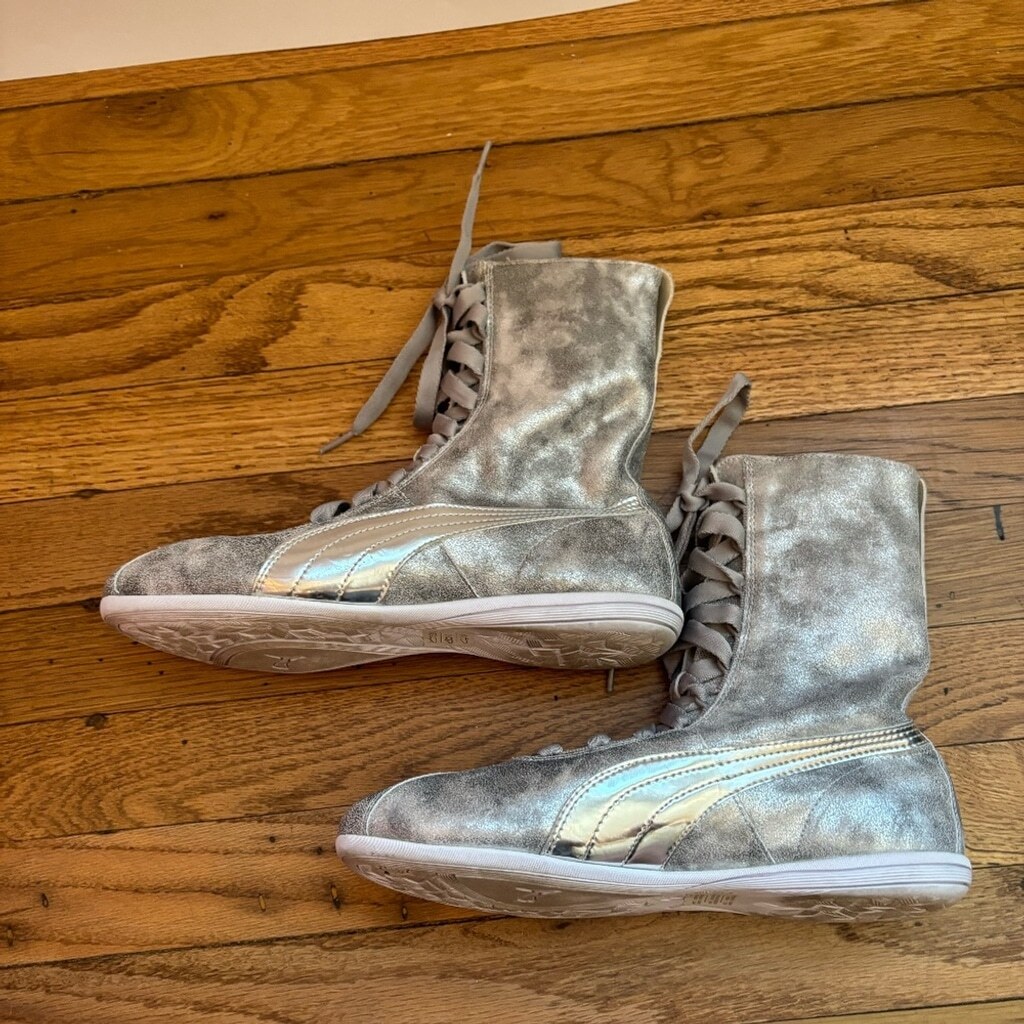 激レア✨PUMA Eskiva Hi エスキーヴァ ハイ メッシュ 24.5 Rare New Women's Puma Eskiva Hi Casual High Metallic Silver Boxing