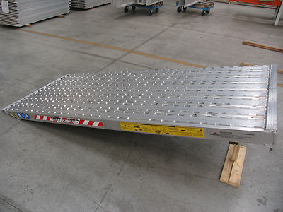 Schwerlastrampen, Auffahrrampen - 2,0 m Länge - 29.000 kg Tragfähigkeit/Paar