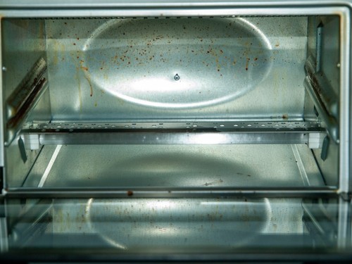 BLACK+DECKER TO1332SBD: 4-Slice Toaster Oven, Stainless Steel - Silver, Black - Picture 7 of 13