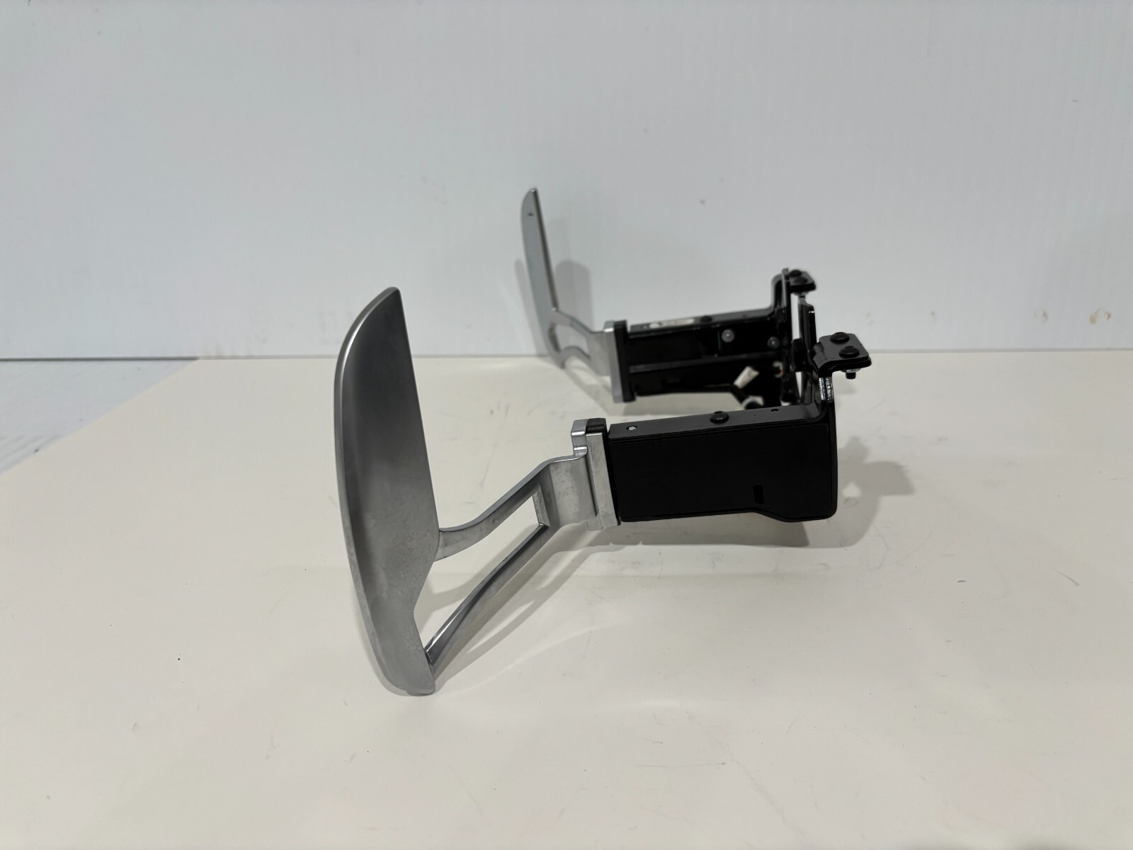 2014-17 MASERATI GHIBLI STEERING WHEEL PADDLE SHIFTERS SET ASSY OEM