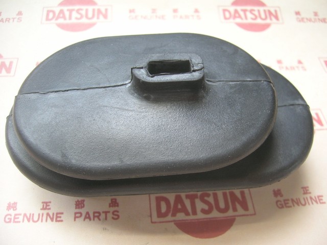 Datsun B310 Sunny Clutch Lever Dust Cover Rubber (fits Nissan 140y