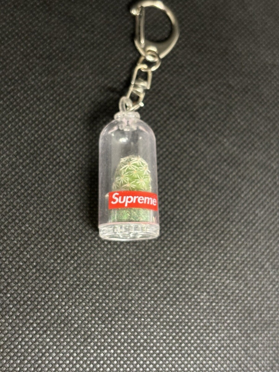 小物 supreme HTC Studded Keychain Supreme Supreme/HTC Studded Keychain