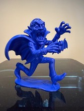 Monster Mads - Series 1 - Nutty Drac - Marx Nutty Mads Inspired Monsters