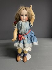 Antike unbekannte Porzellankopfpuppe m.geschlossenem Mund