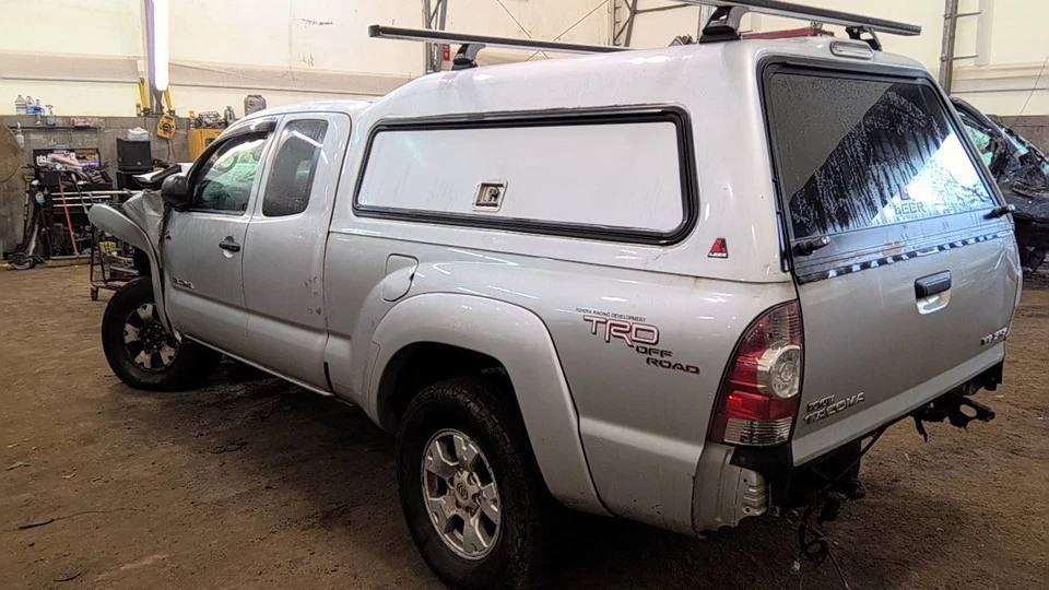 Rear View Mirror Automatic Dimming With Bluetooth Fits 08-11 TACOMA 6862584 - Image 4 of 4