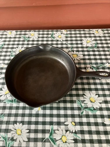 VTG Wagner Ware Sidney O #8 Cast Iron Skillet 1058X 10 Inch Frying Pan USA Flat