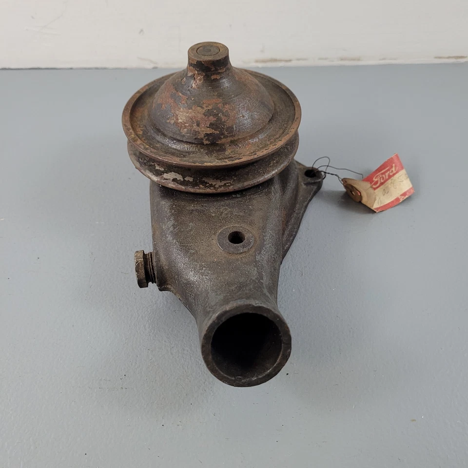 Ford Super Deluxe 1941 bomba de agua de cabeza plana de 6 cilindros 1GA-8501 Fomoco Foto 4 de 4