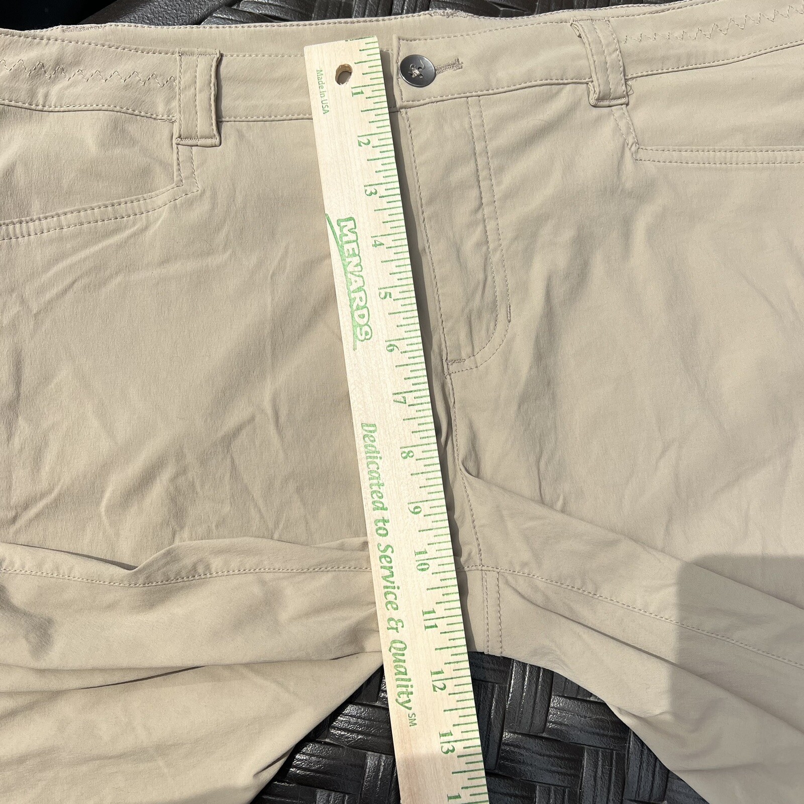 Women's Eddie Bauer Rainier Waterproof Active Hiking Shorts Khaki Tan