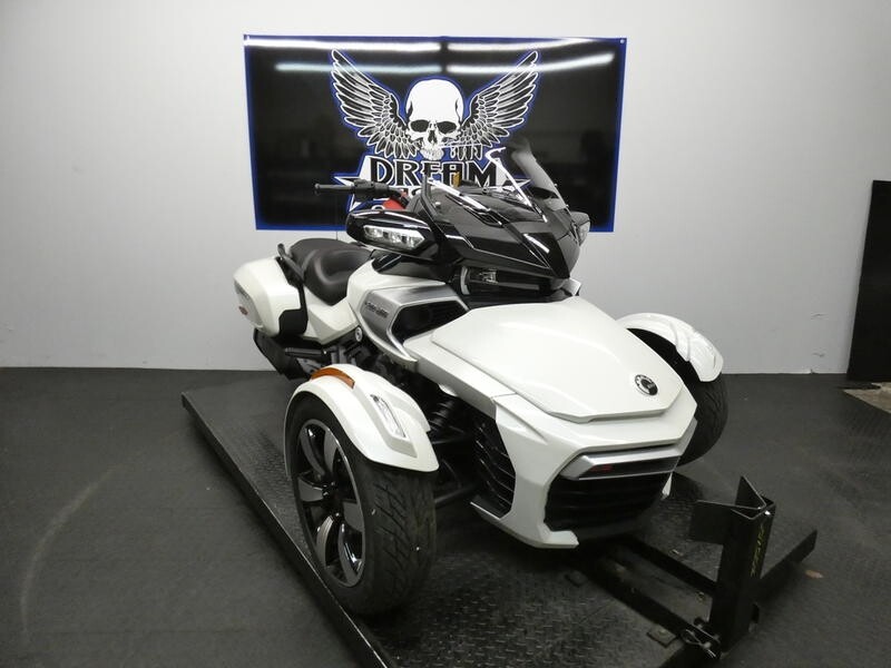 2016 Can-Am Spyder F3-T 6-Speed Semi-Automatic SE6 Radio  Dream Machines of Austin  2016 Can-Am Spyder F3-T 6-Speed Semi-Automatic SE6 Rad