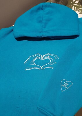 Liebe Herz personalisiert Hoodie Geburtstag, Geschenk für Ihn als Sie Stickerei