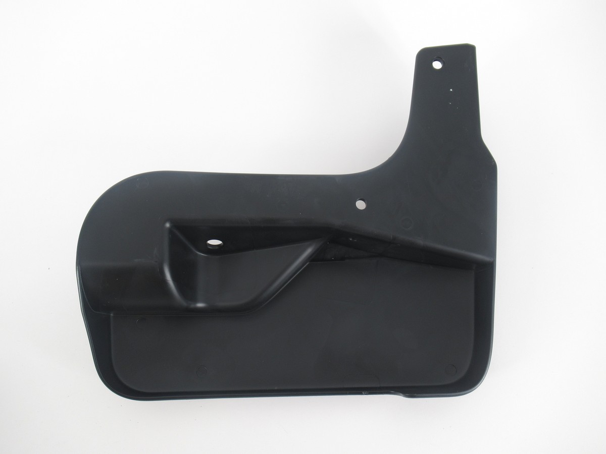 2758　2760　3196　　 まとめ商品 Genuine OEM GM 84927761 Driver LH Front Splash Guard Mud
