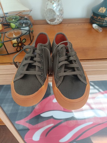 DC Shoes Kids Manual Skateboarding Trainers Lace up Skate Shoes