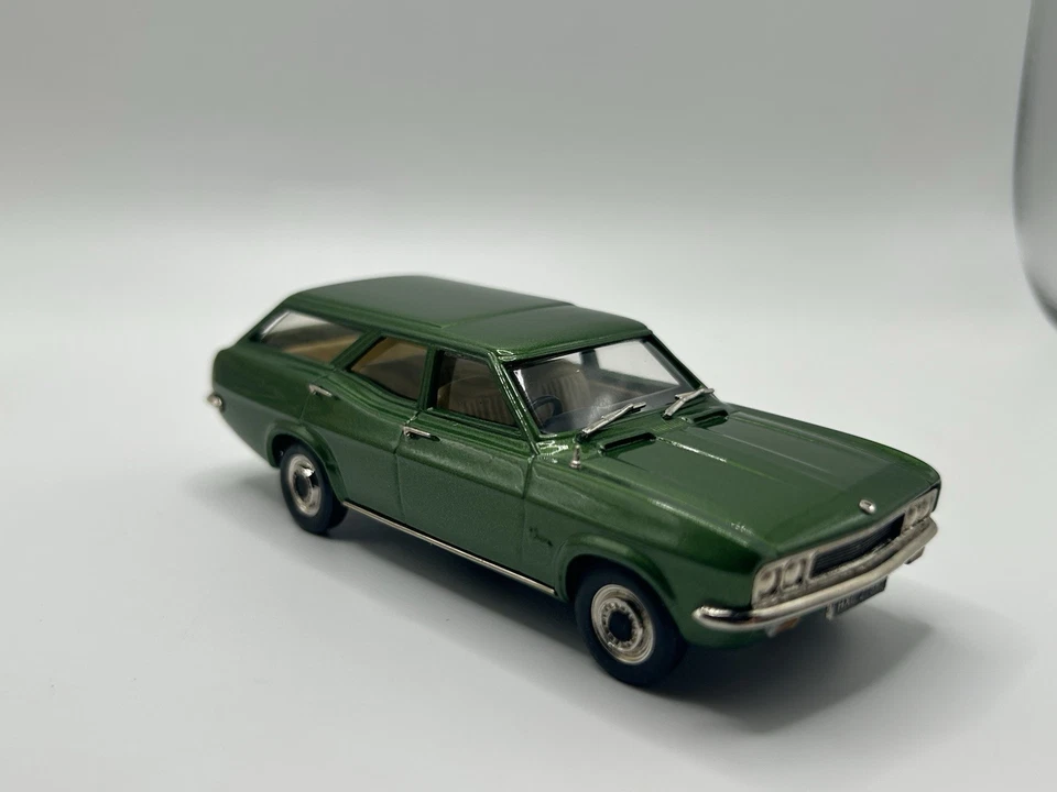 LANSDOWNE LDM 55 - 1968 Vauxhall Victor FD Estate verde esmeralda Starmist Ldm55 Foto 4 de 4