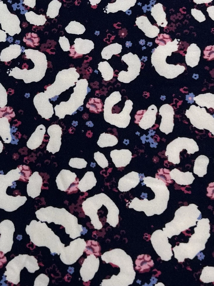 Leggings LuLaRoe TC Alta Curvilínea Animal ROXO ROSA LEOPARDO CHITA SEXY DIVERSÃO SELVAGEM - Imagem 3 de 4