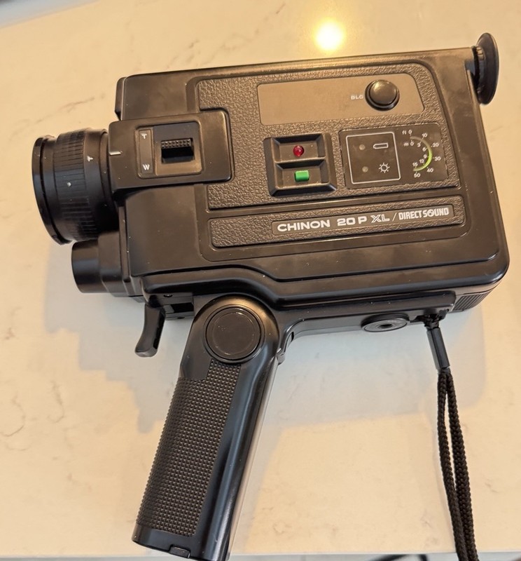 Chinon 20P XL Super 8 Zoom Reflex Movie Camera, Direct Sound, Black