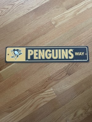 WinCraft Pittsburgh Penguins Plastic Fan Cave Sign 4'' x 19  Street Sign NHL