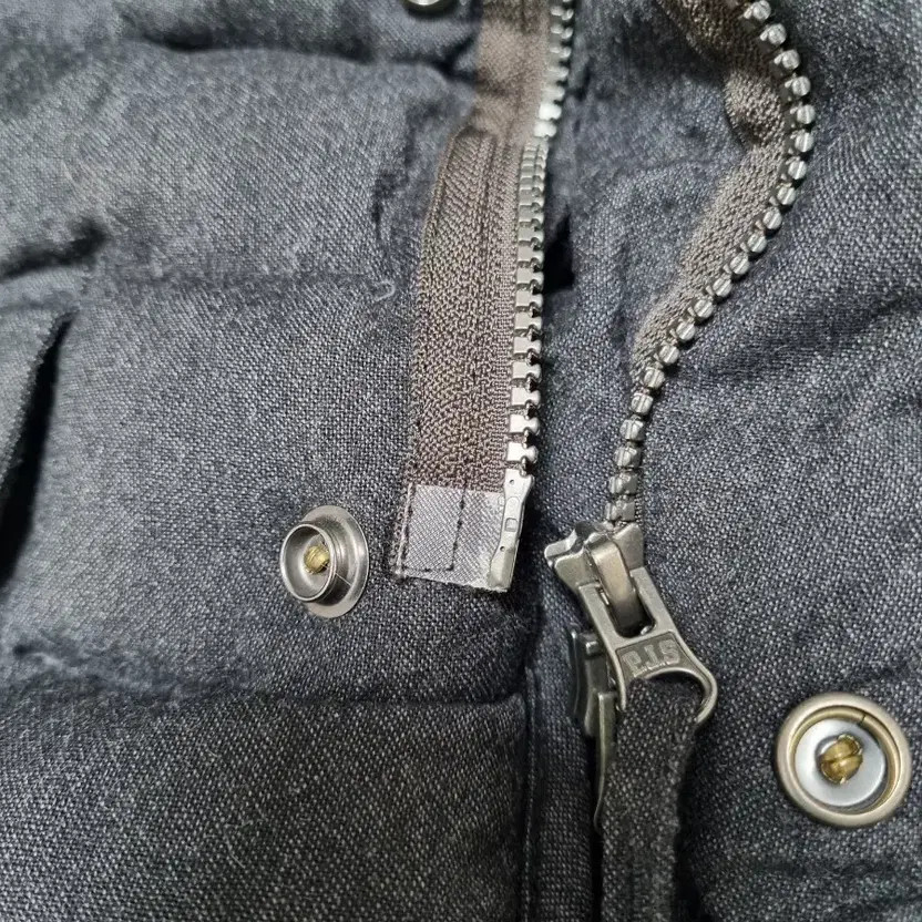 Peripera Wool Lightweight Padding Jacket - Size L - image 8