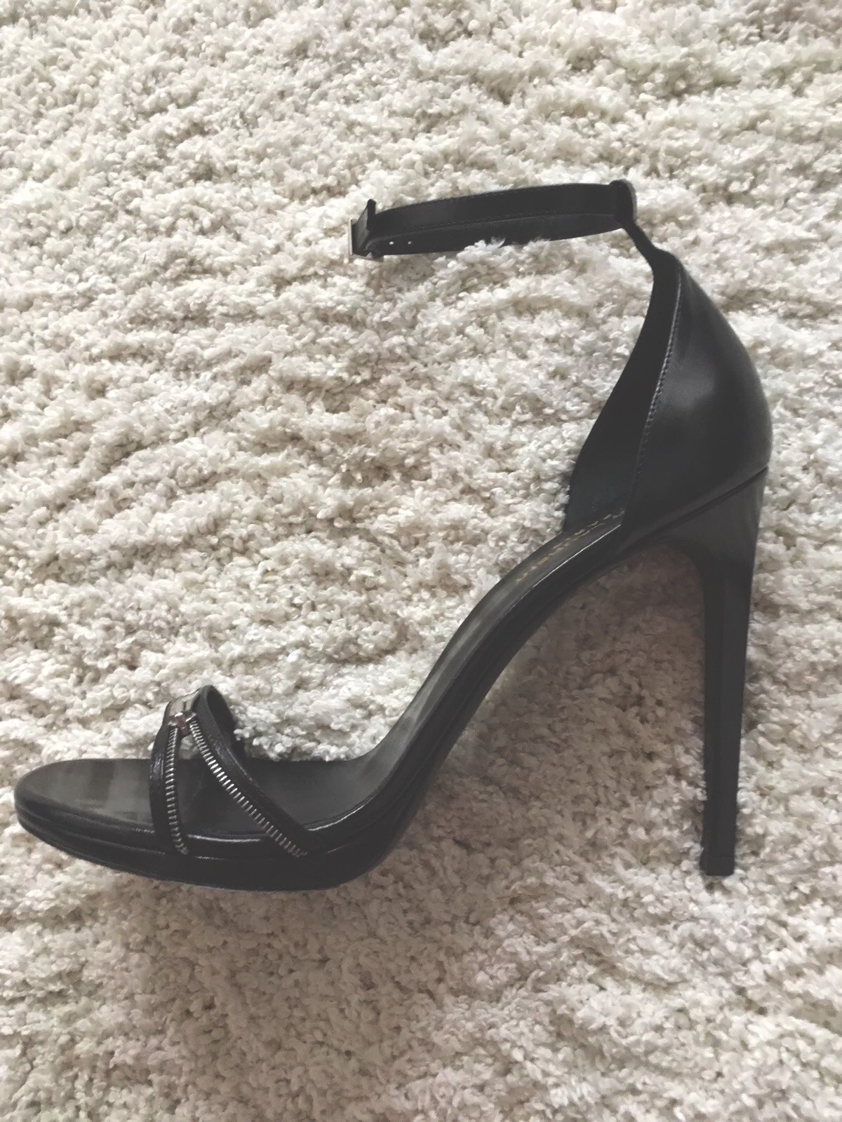 Sandali neri Saint Laurent Jane con dettagli di cerniera accentati taglia 40 IT