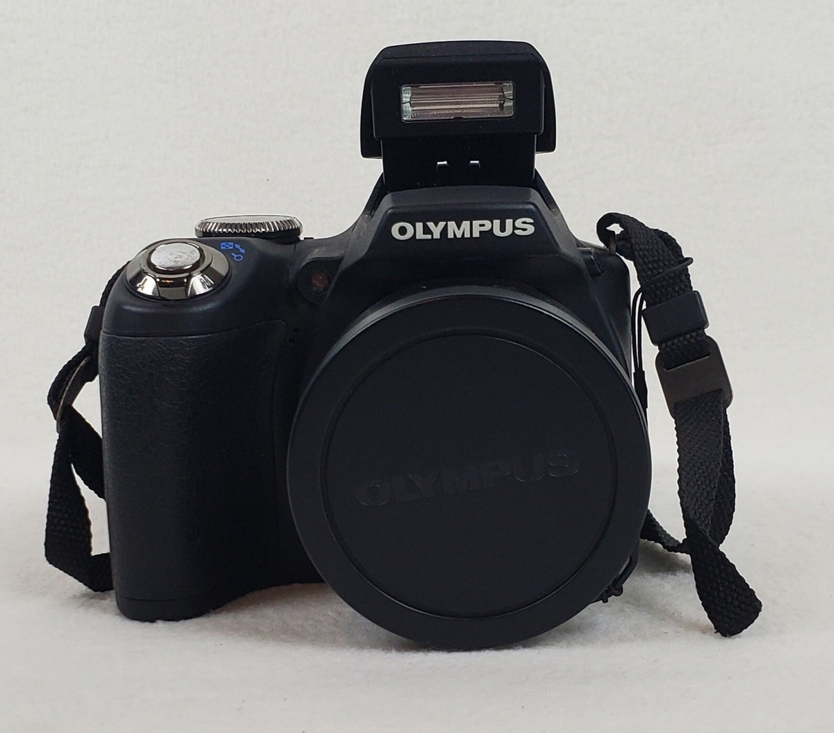 オリンパス　OLYMPUS SP-590UZ OLYMPUS SP-590UZ Digital Camera Shoulder Strap Damaged Back Screen