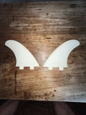 Large Fiberglass Surfboard Side Fins 5.5” Twin Tab FCS Type