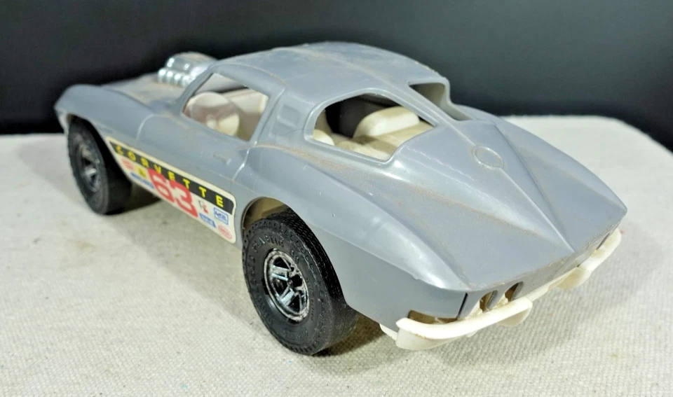 Chevrolet Corvette 1963 обработанный пластик - Изображение 4 из 4