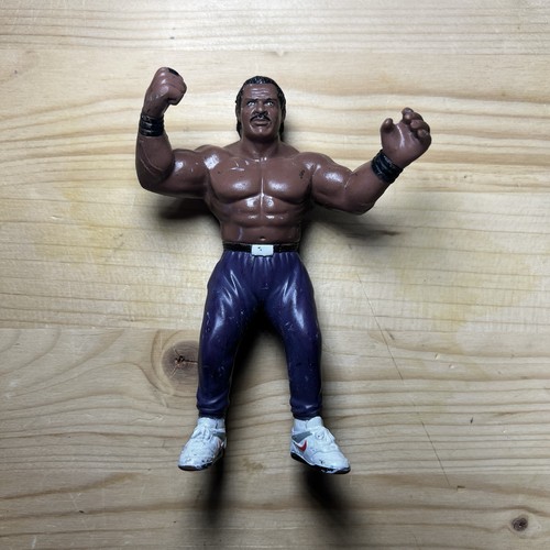 Vintage 1990 Galoob WCW Butch Reed 5 Wrestling Fig...