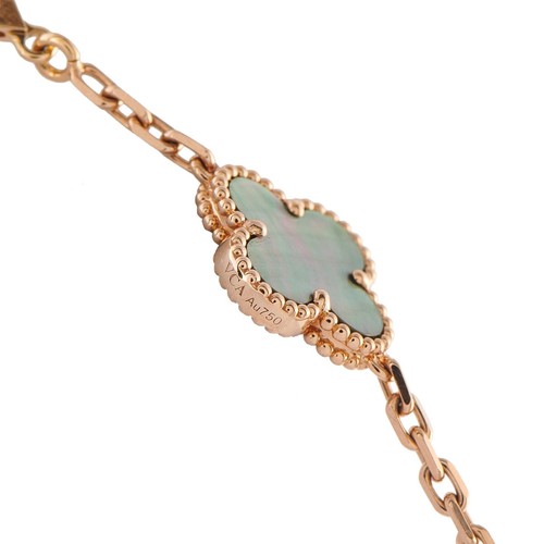 Van Cleef Arpels Alhambra 18K Rotgold 4,83ct Diamant Perlmutt Collier - Bild 5 von 6