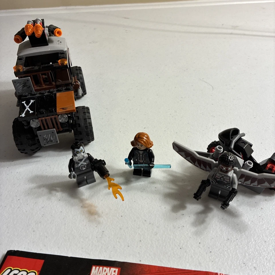 LEGO Marvel Super Heroes Crossbones' Hazard Heist 76050 - Image 3 of 4
