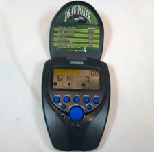 1999 : Radica Brand - Electronic Hand Held Video Draw Poker Game