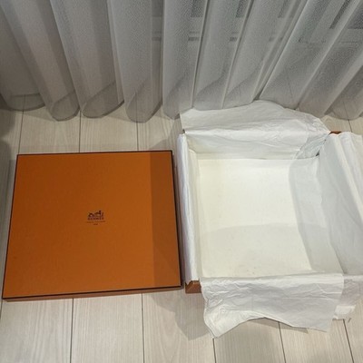 Hermes bag, empty box, 37.5 x 33.5 x 15 cm, Birkin Kelly Garden Party