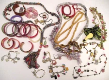 VINTAGE & MODERN JEWELRY ESTATE CLEAN OUT PINS NECKLACES CHARM BRACELETS LOT #1