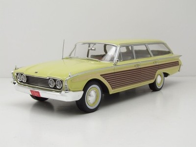 Ford LTD Country Squire 1960 hellgelb Modellauto 1:18 MCG