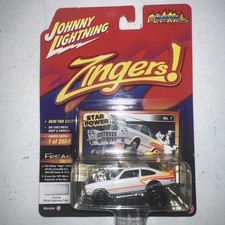 JOHNNY LIGHTNING 2017 STREET FREAKS ZINGERS! 1972 CHEVY VEGA WHITE 1/2,500 B #1