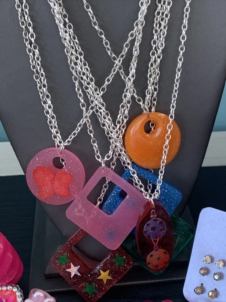 儿童女孩珠宝派对套装 40 件以上 HELLO KITTY PRINCESS Dress UP PARTY K745 — 第 3/4 张图片